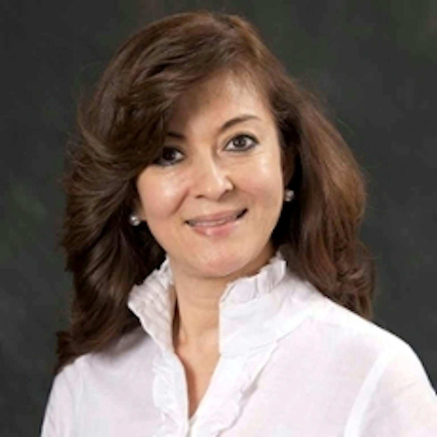 Claudia Avellaneda profile headshot