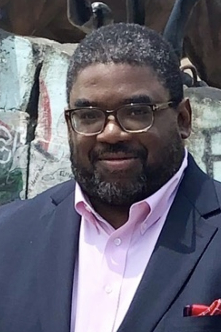 Domonic Bearfield profile headshot