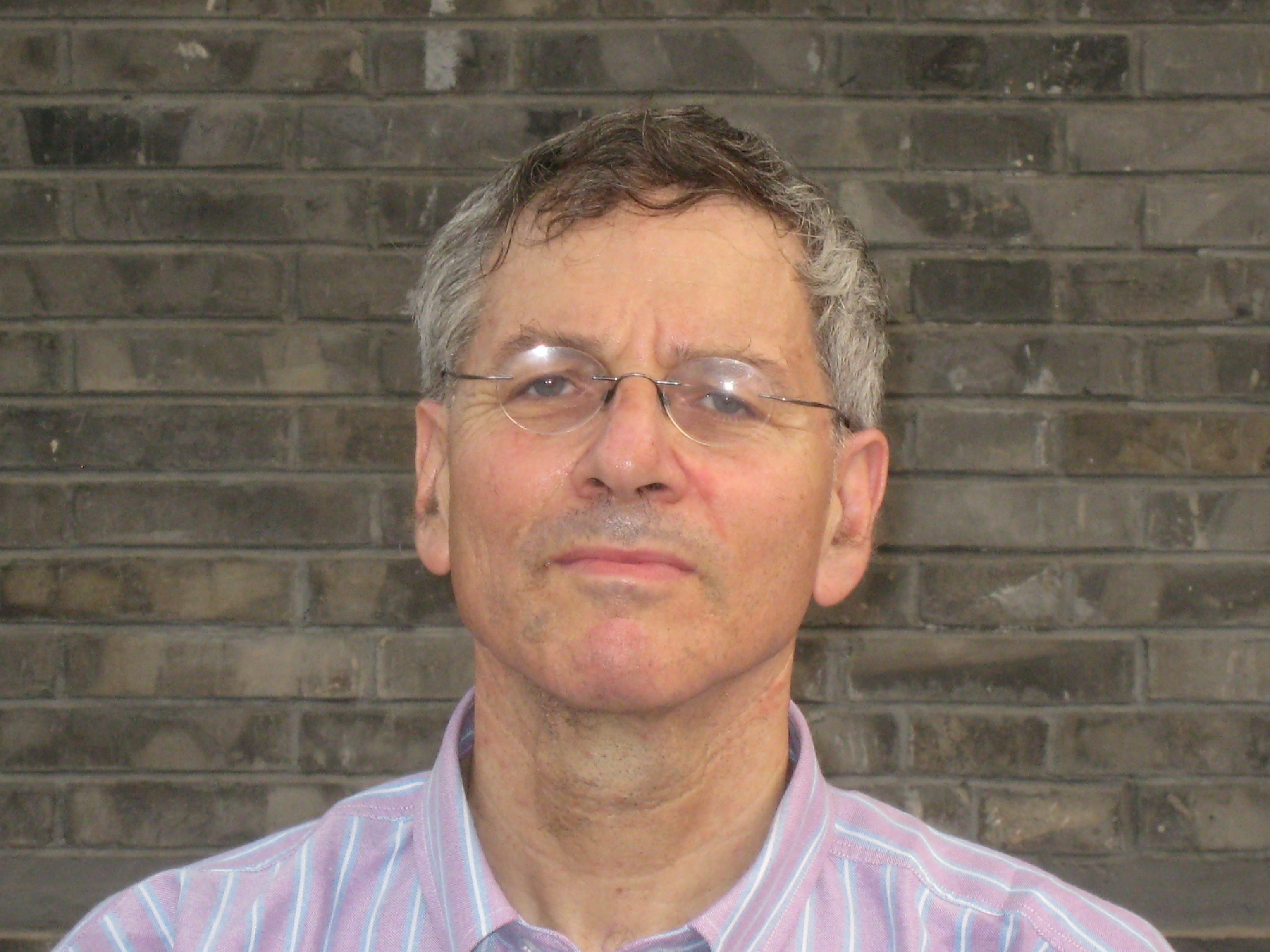 Daniel Guttman profile headshot