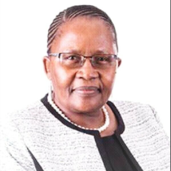 Gloria Somolekae profile headshot