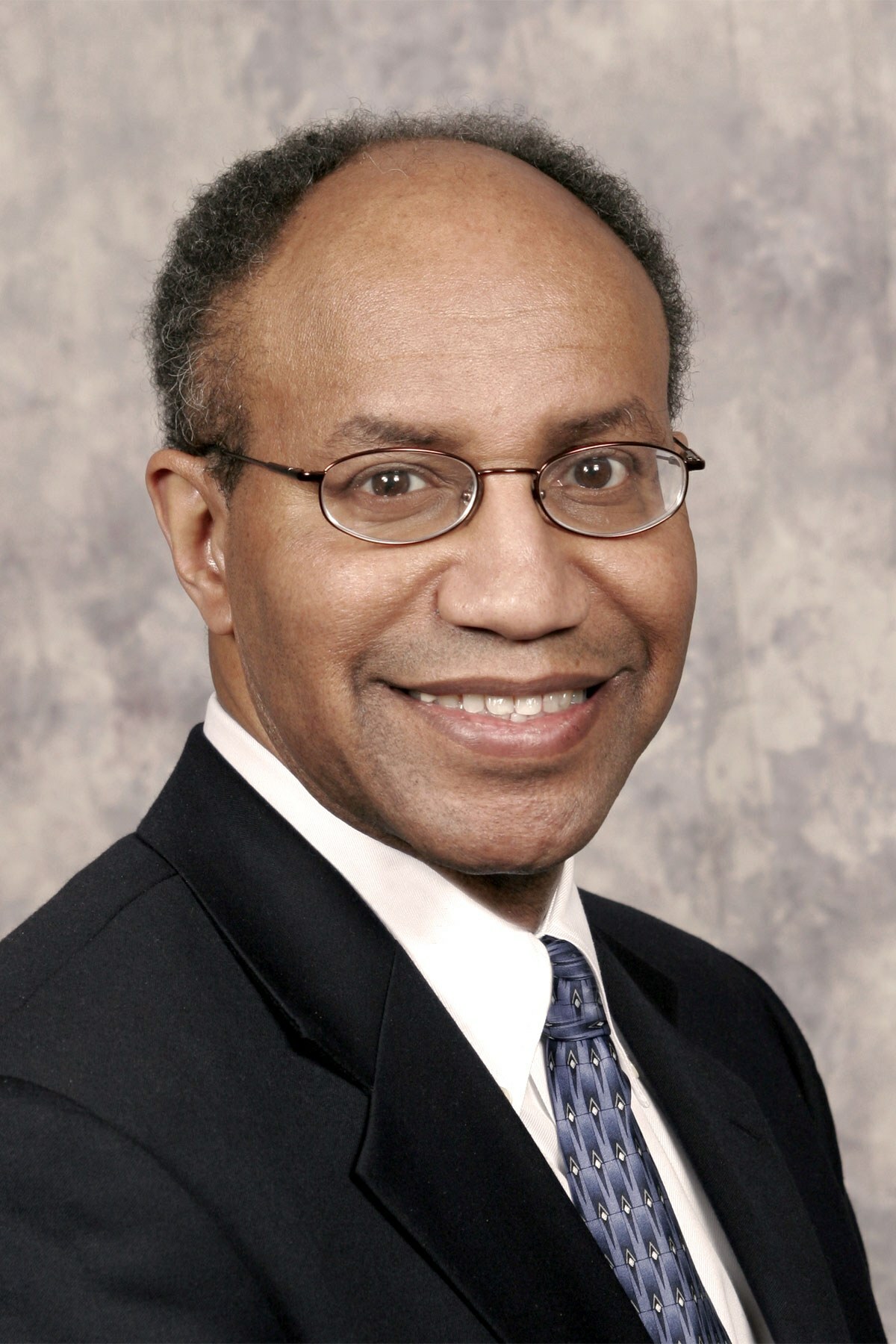 Irving Williamson profile headshot