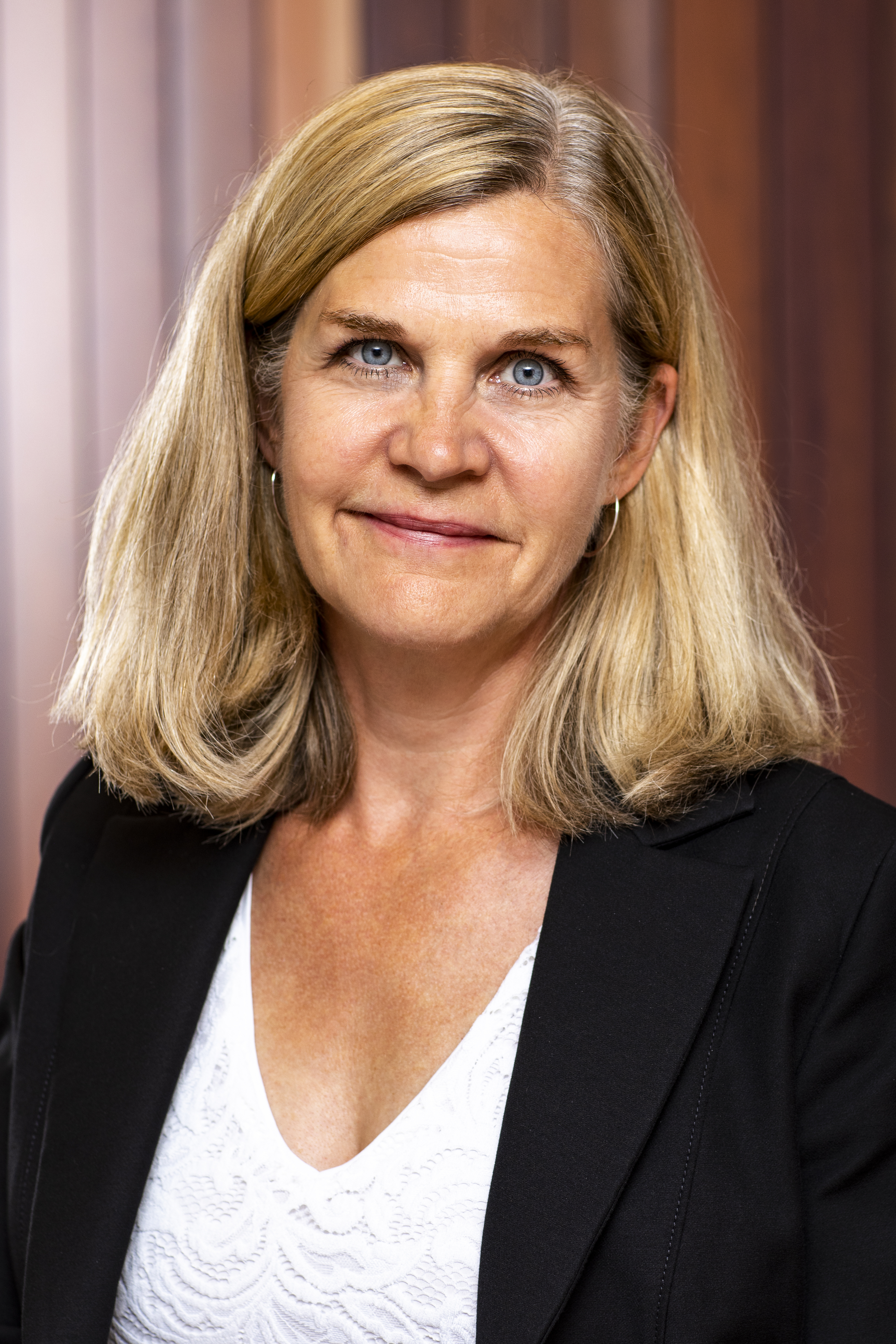 Jodi Sandfort headshot