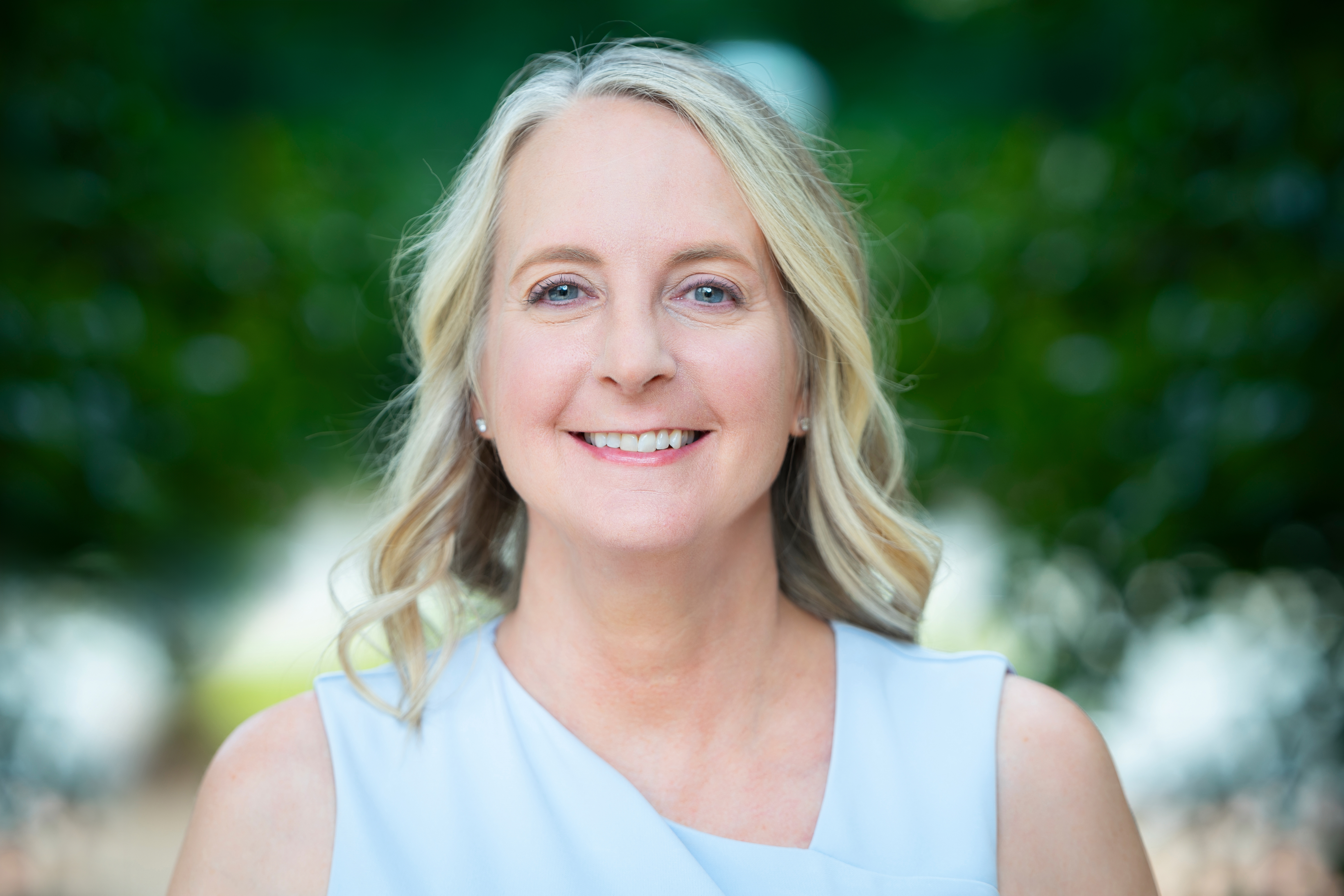 Kimberly Nelson headshot