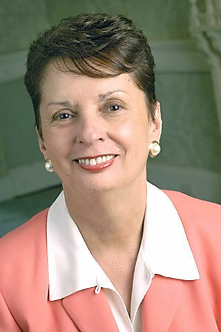 Naomi Lynn profile headshot