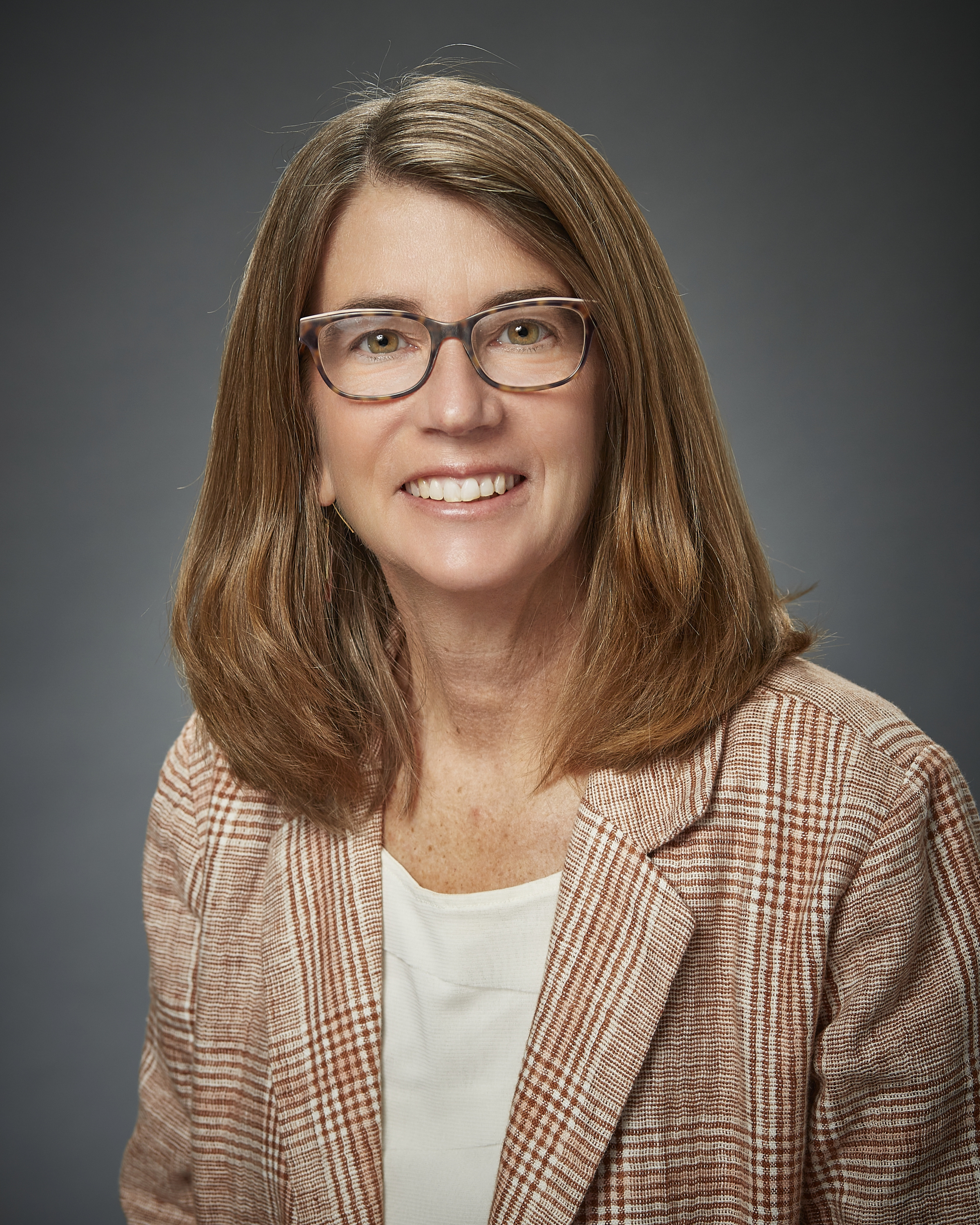 Elizabeth Shanahan profile headshot