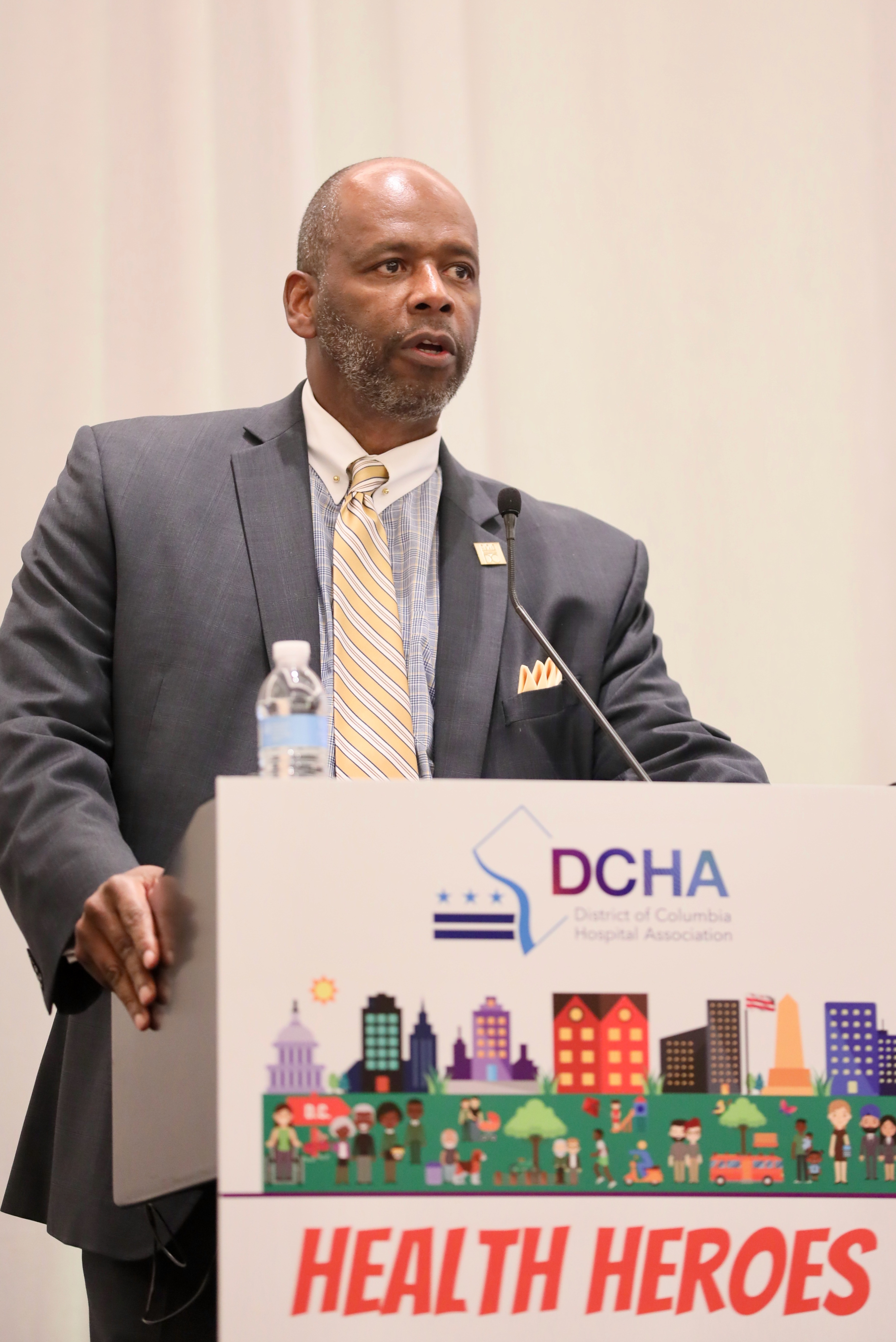 Wayne Turnage headshot